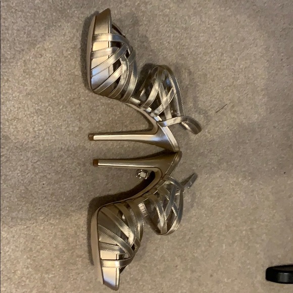 New Aldo Gold High Heel Sandals Sz 41 - Picture 2 of 5